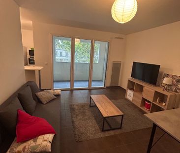 33100 BORDEAUX - APPARTEMENT T2 AVEC PLACE DE PARKING - Photo 1