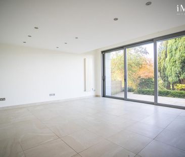 4 bedroom terraced house to rent - Photo 1