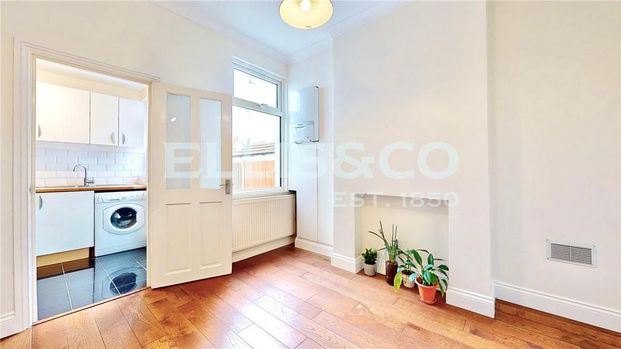 4 bedroom semi-detached house to rent - Photo 1