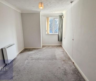 1 bedroom Flat To Let - Photo 4