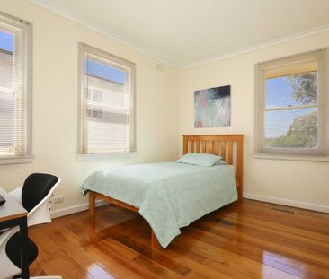 4 Winter Crescent, Reservoir VIC 3073 - Photo 4