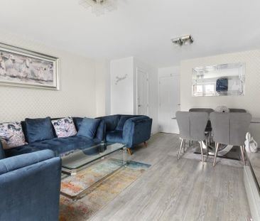 2 bedroom terraced house to rent - Photo 2