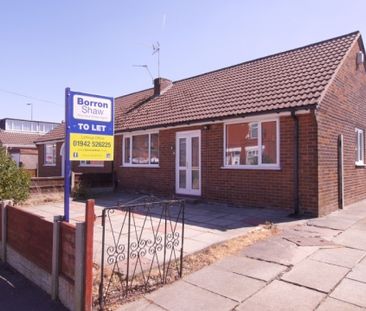 3 Bedroom Semi-Detached Bungalow - Photo 4