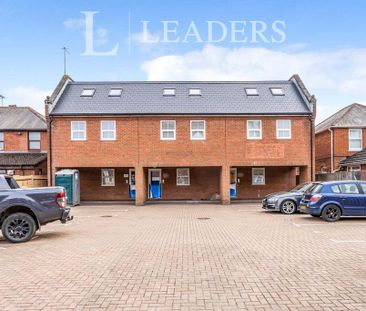 Studio to rent - Photo 6