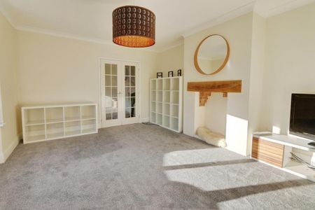 4 bedroom detached house to rent - Photo 5