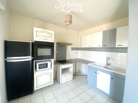 Location Appartement 3 pièces 57m² CHATEAUNEUF SUR ISERE 26300 - Photo 3