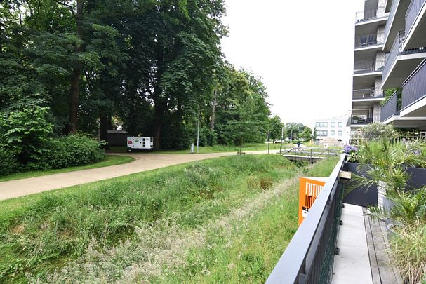 Lichtrijk 2-slpk gelijkvloers appartement aan stadspark - Photo 1