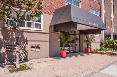 Perfectly Located in Centretown Ottawa - Central AC included in the price of rent - Photo 2