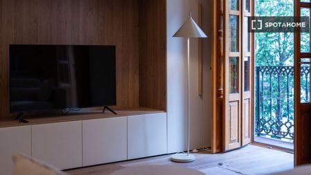 2 room luxury Flat for rent in Valencia, Spain - Photo 3