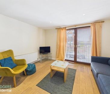 Apt 7, Elm Court, Beersbridge Road, Belfast, BT5 5DS - Photo 3