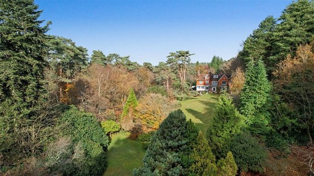 4 bedroom apartment to rent - Photo 1