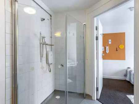 Classic Ensuite - Photo 5