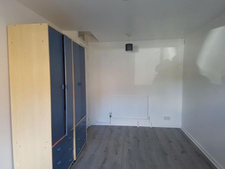 1 bedroom terraced house to rent - Photo 2