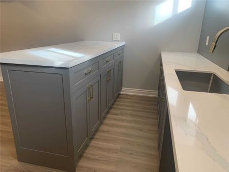 For Lease - 33 Calamint Lane, Richmond Hill, Ontario - Photo 2