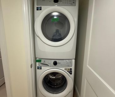 For Lease - 245 Montgomery Avenue, Whitby, Ontario - Photo 5