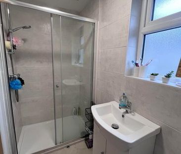 STUDENT ACCOMMODATION, 27 Barry Street, Derry/Londonderry, BT48 7PJ - Photo 1