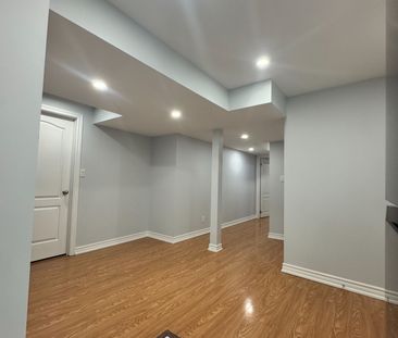 For Lease - 32 Whitlock Crescent, Ajax, Ontario - Photo 2