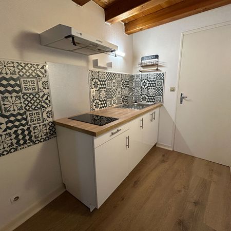 Location appartement 1 pièce, 28.20m², Jonzac - Photo 3