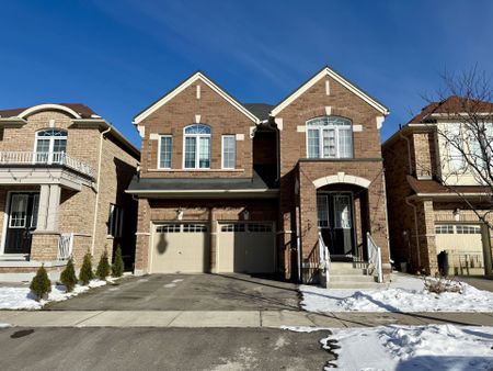 For Lease - 389 Royal West Drive, Brampton, Ontario - Photo 5