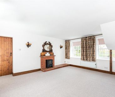 2 bedroom end of terrace house to rent - Photo 1