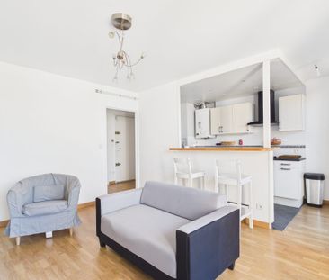 T2 – MEUBLÉ – CHAMPS-SUR-MARNE – 41,83 m² - Photo 2