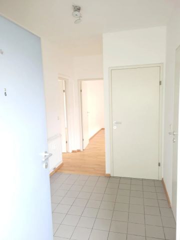 große 2-Zimmer-Wohnung mit 70m² - Balkon - inkl. Autoabstellplatz - Foto 3