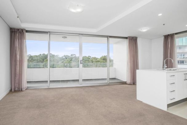 Executive Living in the Heart of Parramatta - Photo 1