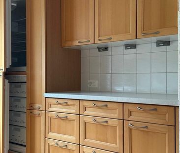 Helle und grosse 3.5Zi Wohnung mit Balkon - Photo 1