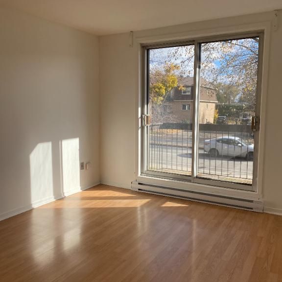 logement à louer 4 1/2 rénové - Photo 1