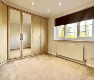 Lancaster Avenue, Hadley Wood - Photo 1