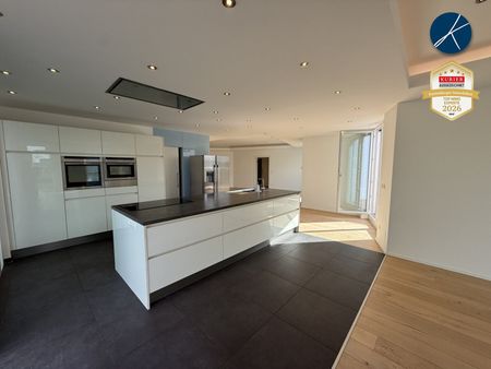 Großzügiges Penthouse mit Garten und Schwimmteich - Foto 3