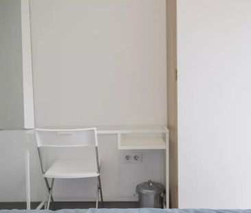 Single Bed in Room in a shared 5-bedroom apartment for rent in Numa... - Photo 5