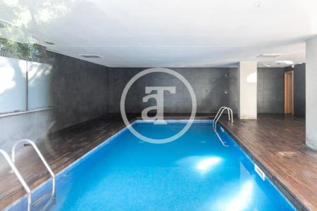 Piso de alquiler en Carrer Mercè Rodoreda, La Mina - Photo 3