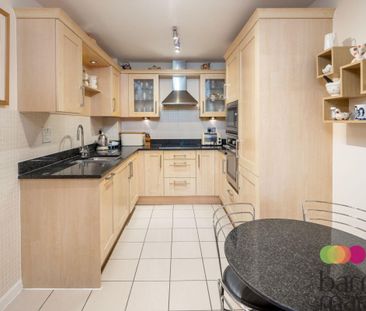 Torrington Park - Photo 3