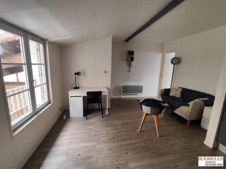 Location Appartement 2 pièces 32m² POITIERS 86000 - Photo 2