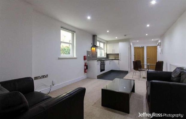 Ninian Road, Roath, CF23 - Photo 1