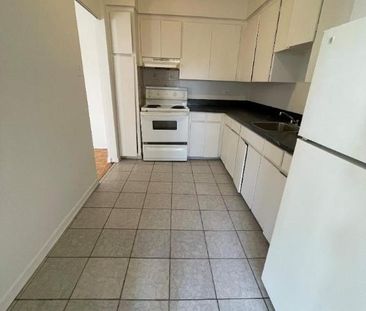 2 CH - 1 SDB - St-Laurent - $1,645 /mo - Photo 2