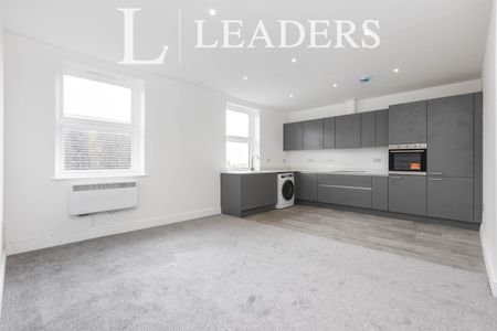 2 bedroom apartment to rent High Street Sevenoaks, TN13 - Photo 2