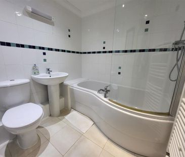 Bycullah Avenue, ENFIELD - Photo 5