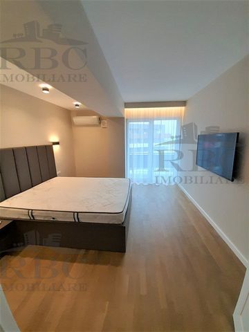 Apartament tip penthouse cu 3 camere si 2 terase in Buna Ziua - Fotografie 3