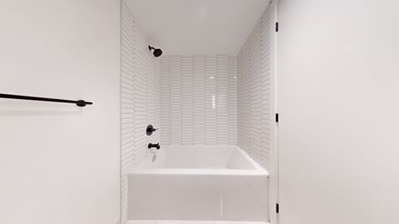 For Lease - 5 Lakeview Avenue Unit# 302, Toronto, Ontario - Photo 2