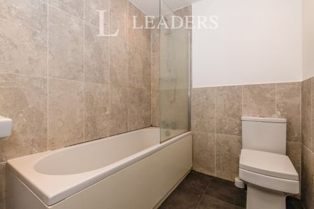 2 bedroom apartment to rent London Road, Portsmouth, PO2 - Photo 2