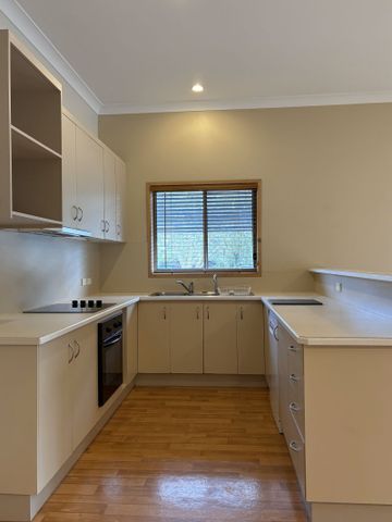 Home For Rent - Photo 3