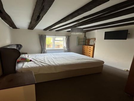 2 bedroom terraced house to rent - Photo 4