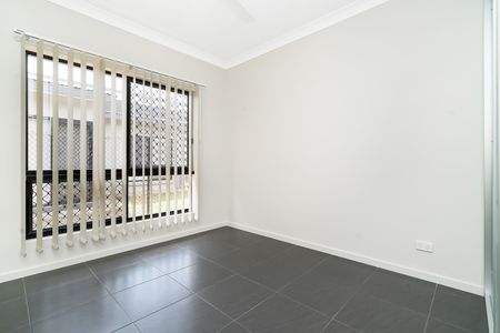 22 Brook Circuit, - Photo 3