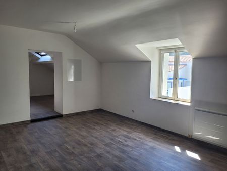 Appartement Centre Bourg - Photo 2