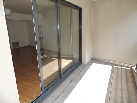 Location Appartement 3 pièces 83m² ST BRIEUC 22000 - Photo 4