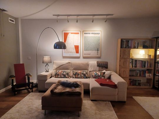 Jardín privado, diseño y luz | Chalet de esquina único en Boadilla - Photo 1