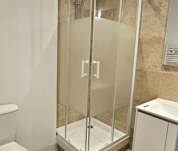Location Appartement 2 pièces 40m² GONFARON 83590 - Photo 1