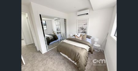 Brand-New Contemporary Three-Bedroom Townhouse - Photo 5